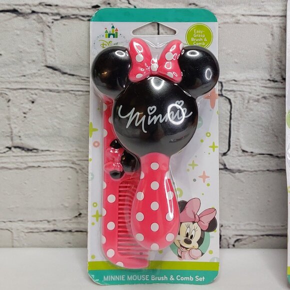SAFETY 1ST MINNIE MOUSE BRUSH, COMB, NAIL CLIPPERS, FILES, & CAR SIGN - Picture 7 of 16